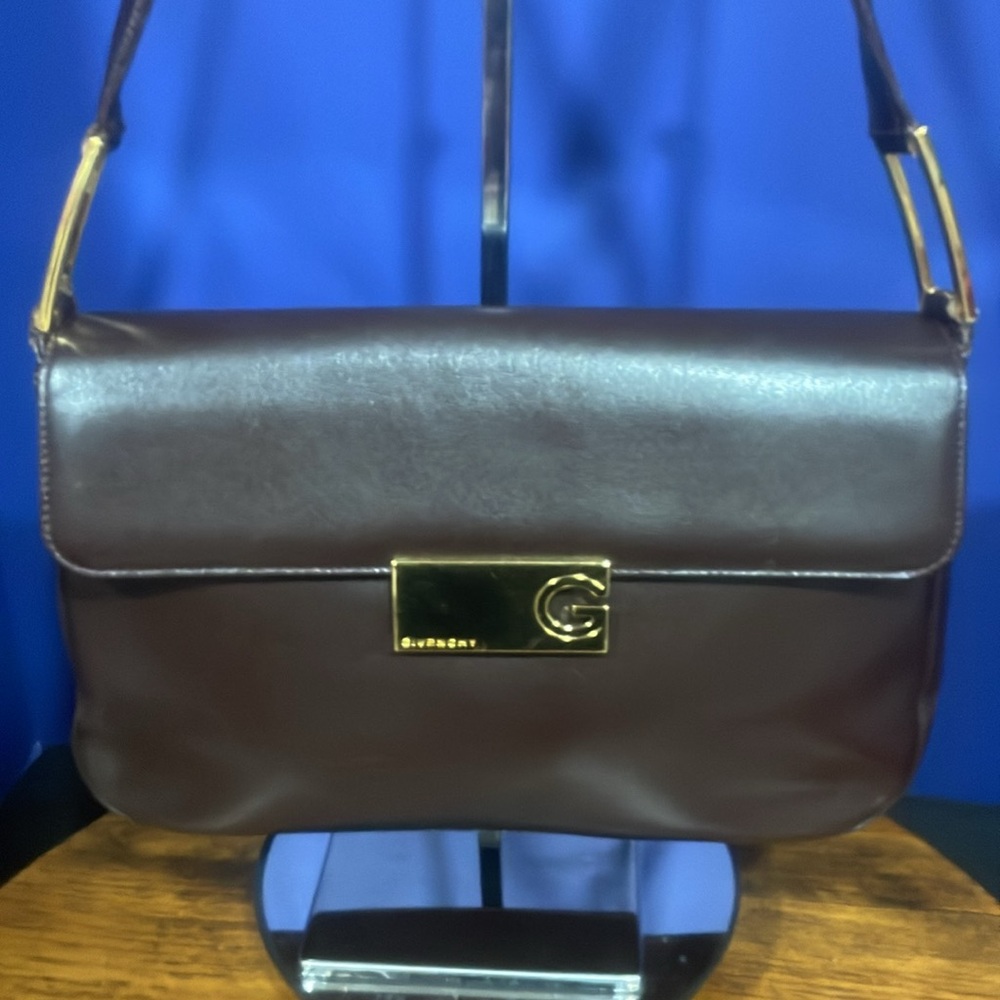 Givenchy Leather Logo Bag - Picture 5 of 8